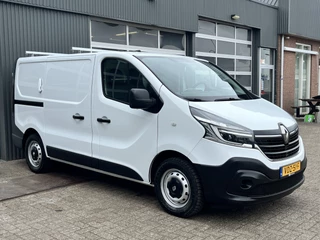 Renault Trafic 1.6 dCi 2x Schuifdeur Kastinrichting Airco Cruise controle Kastinrichting 3-Persoons Telefoonverbinding Parkeersensoren achter 1e eigenaar Euro 6 Dealer onderhouden