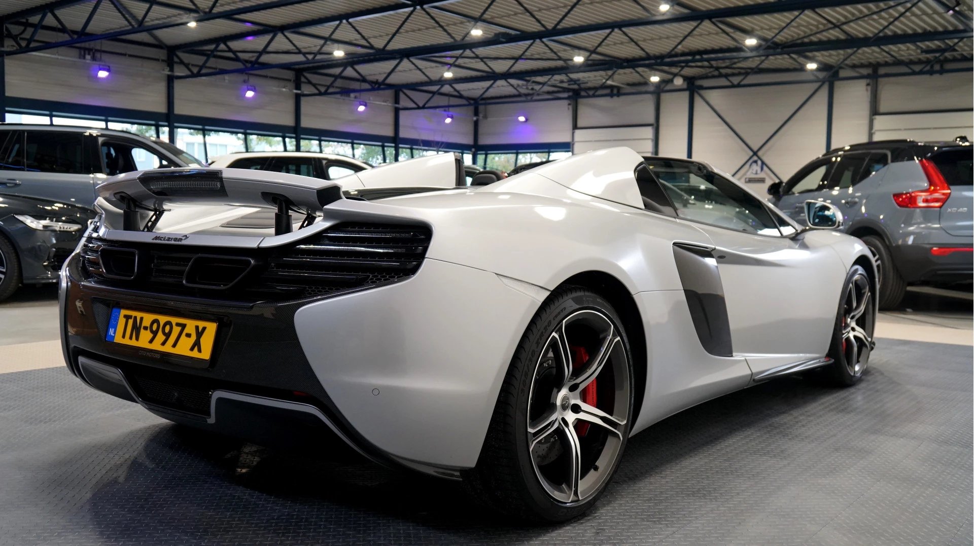 Hoofdafbeelding McLaren 650S