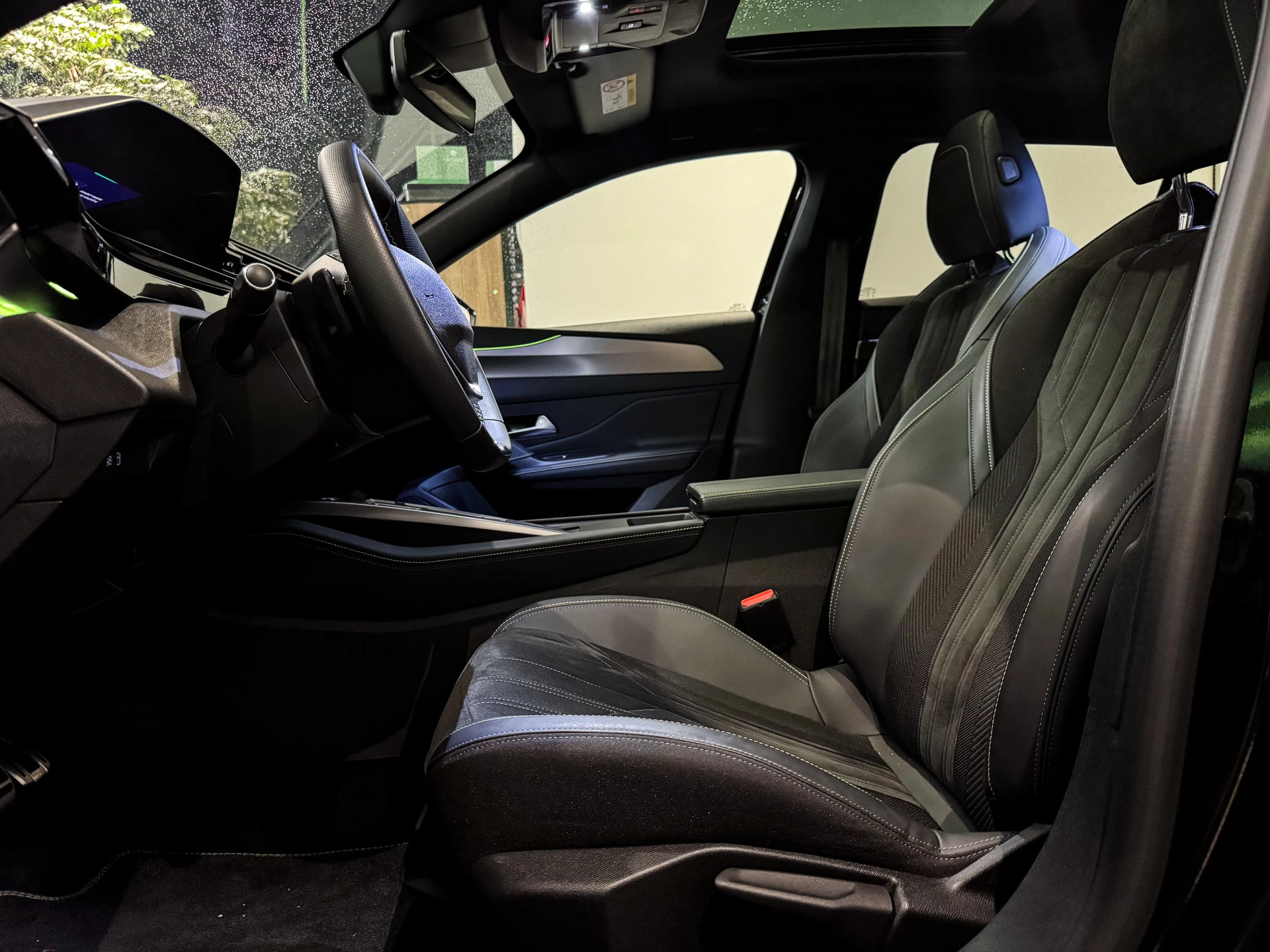 Hoofdafbeelding Peugeot 408