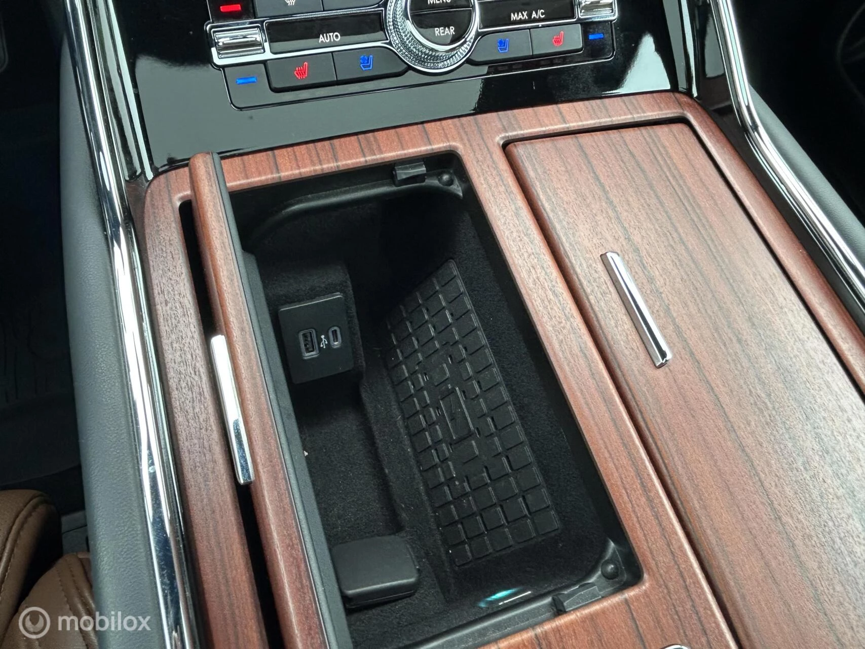 Hoofdafbeelding Lincoln Navigator