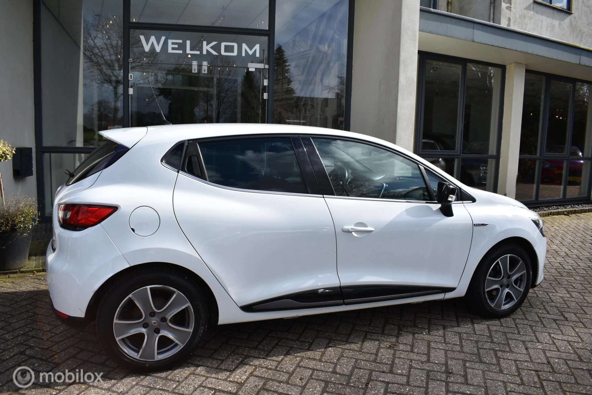 Hoofdafbeelding Renault Clio