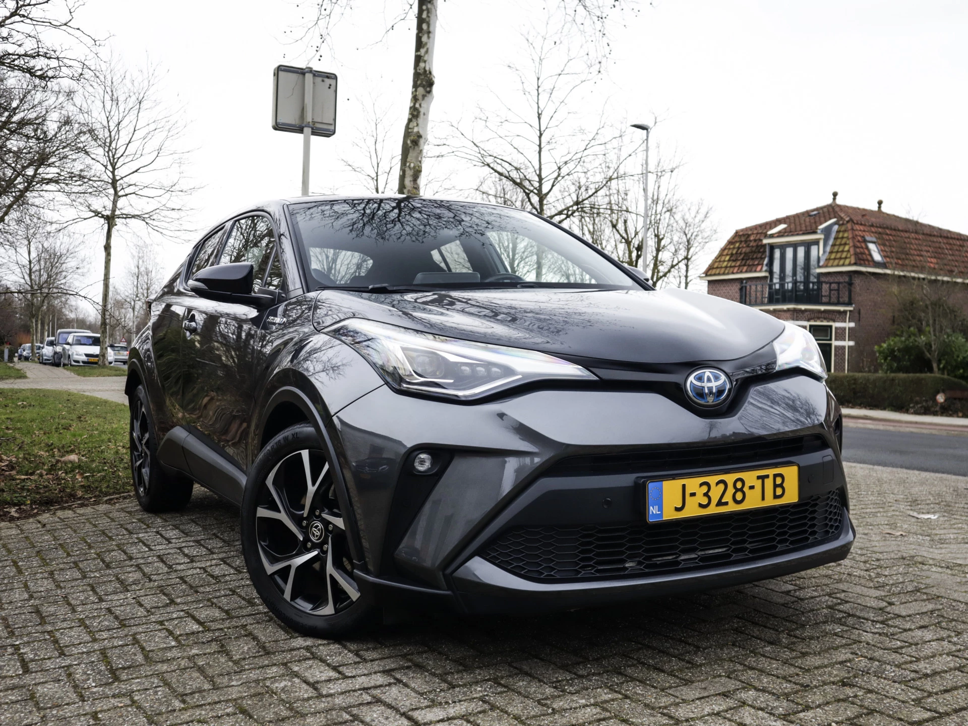 Hoofdafbeelding Toyota C-HR
