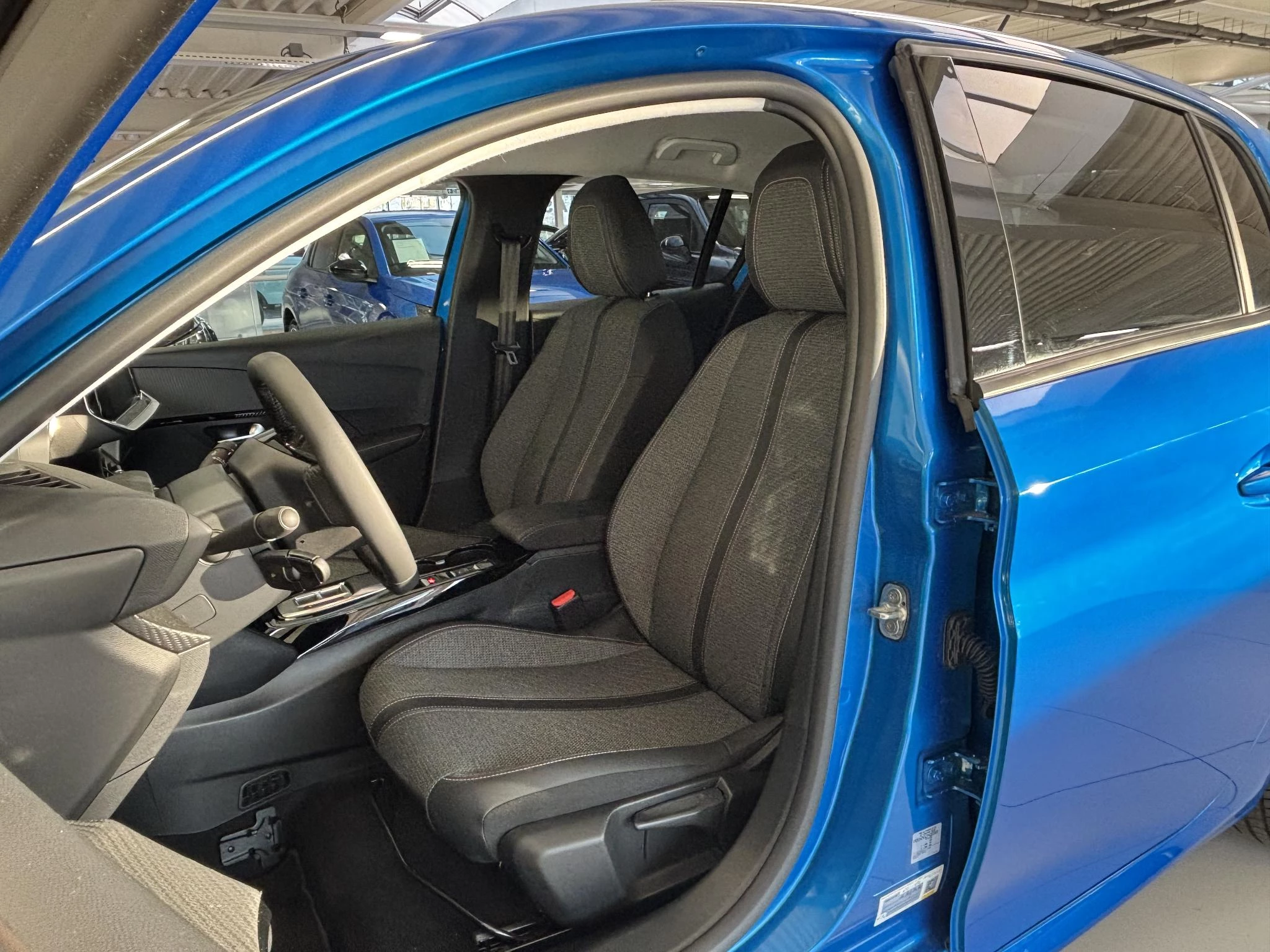 Hoofdafbeelding Peugeot e-208