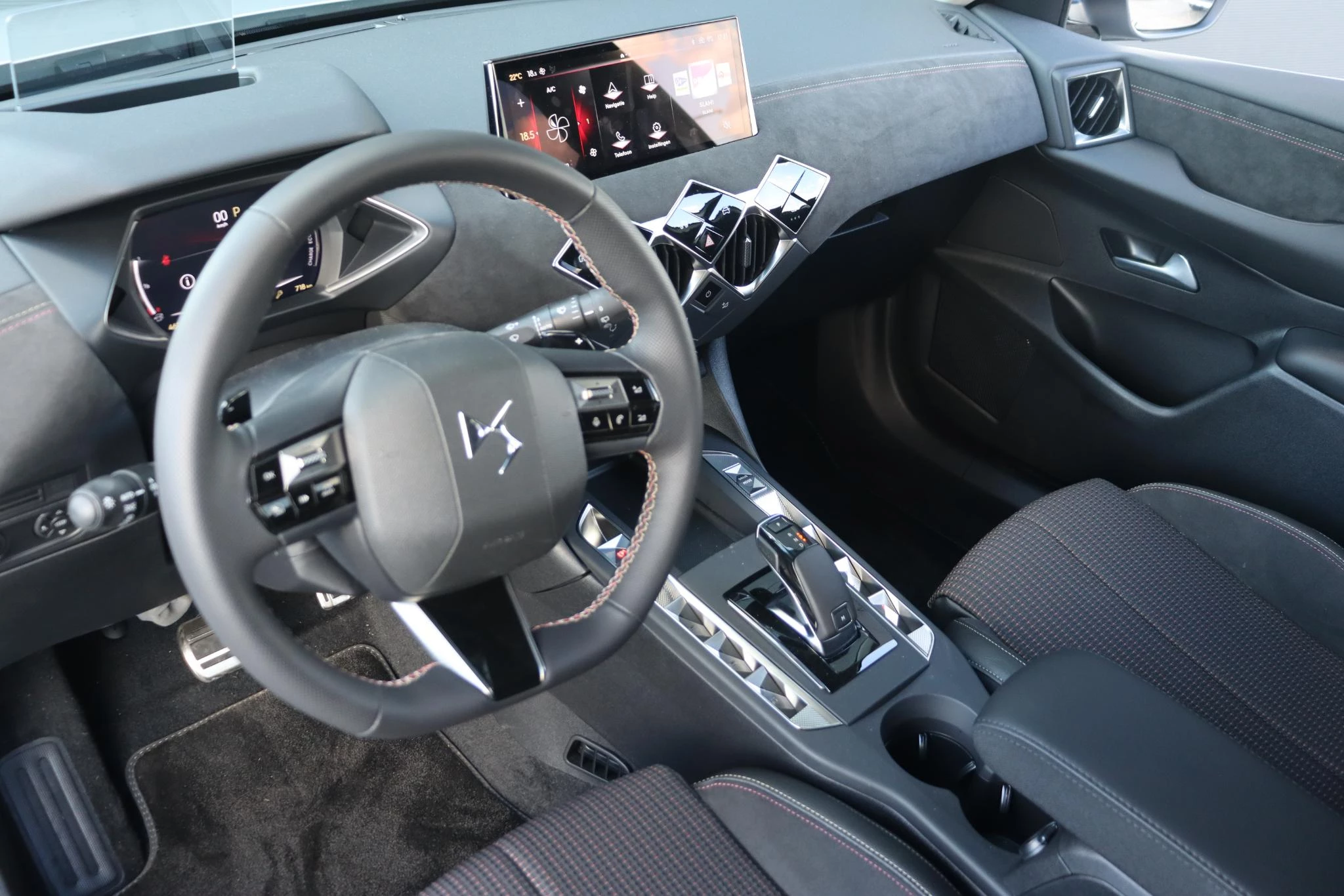 Hoofdafbeelding DS DS 3