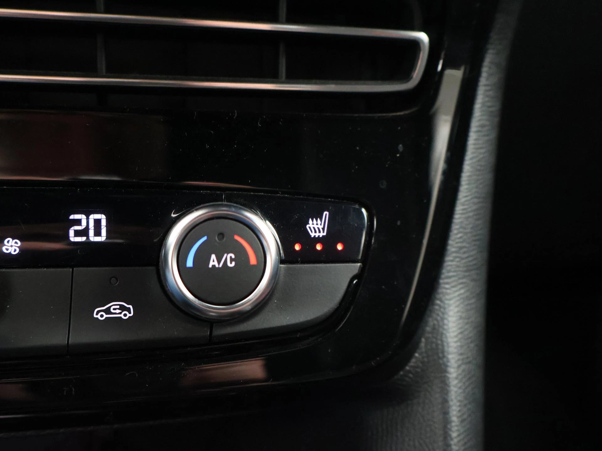 Hoofdafbeelding Opel Mokka-e