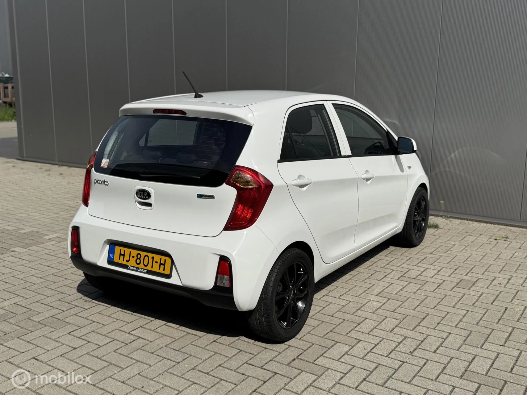 Hoofdafbeelding Kia Picanto