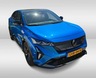 Renault Rafale 1.2 E-Tech full hybrid 200 esprit Alpine / NL Auto! / Panoramadak / 360Camera / Head-up / Harman Kardon / Matrix LED / Elektr. Stoelen / Stuur+Stoelverwarming / Dodehoek / DAB / ACC