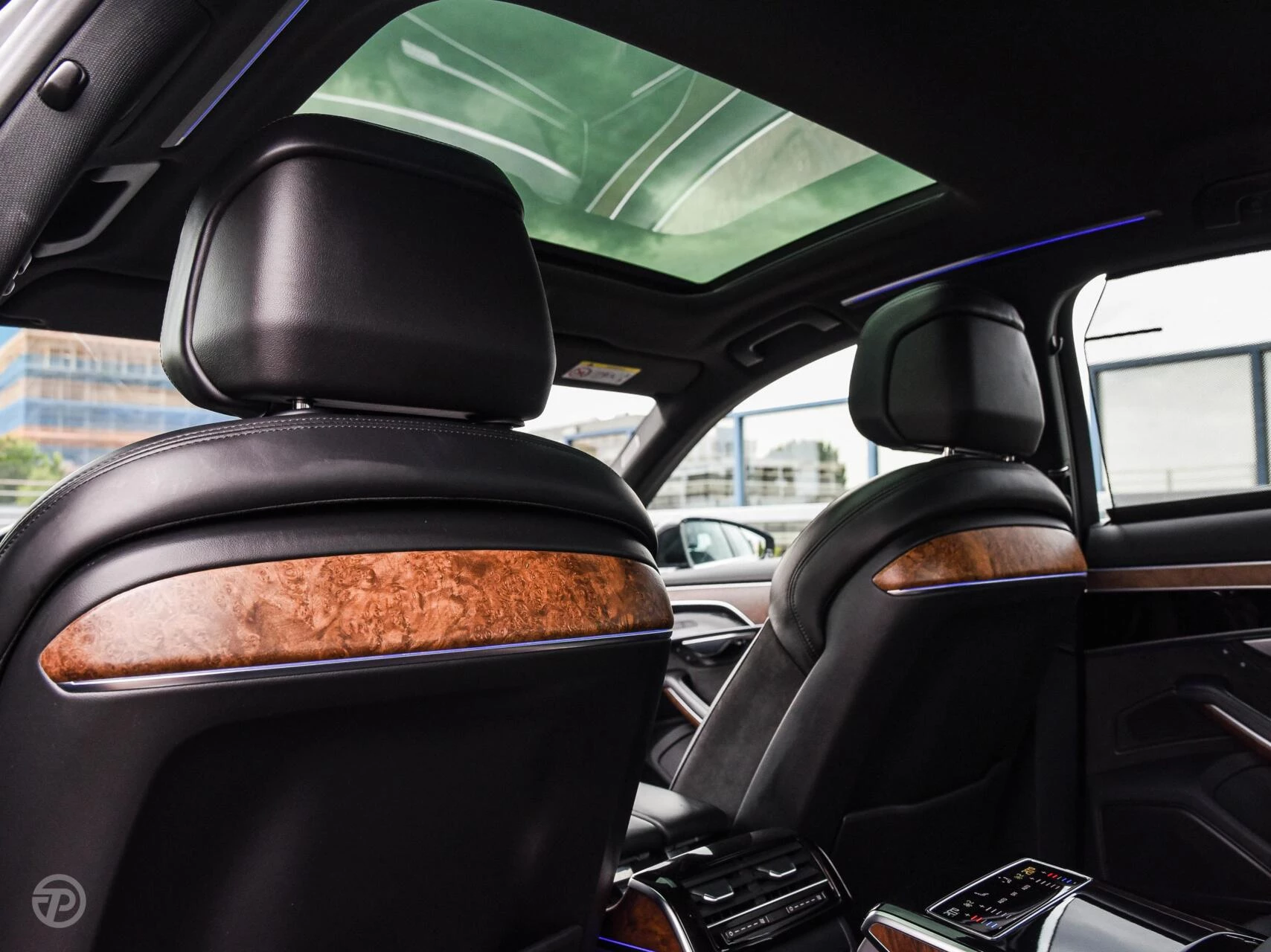 Hoofdafbeelding Audi A8