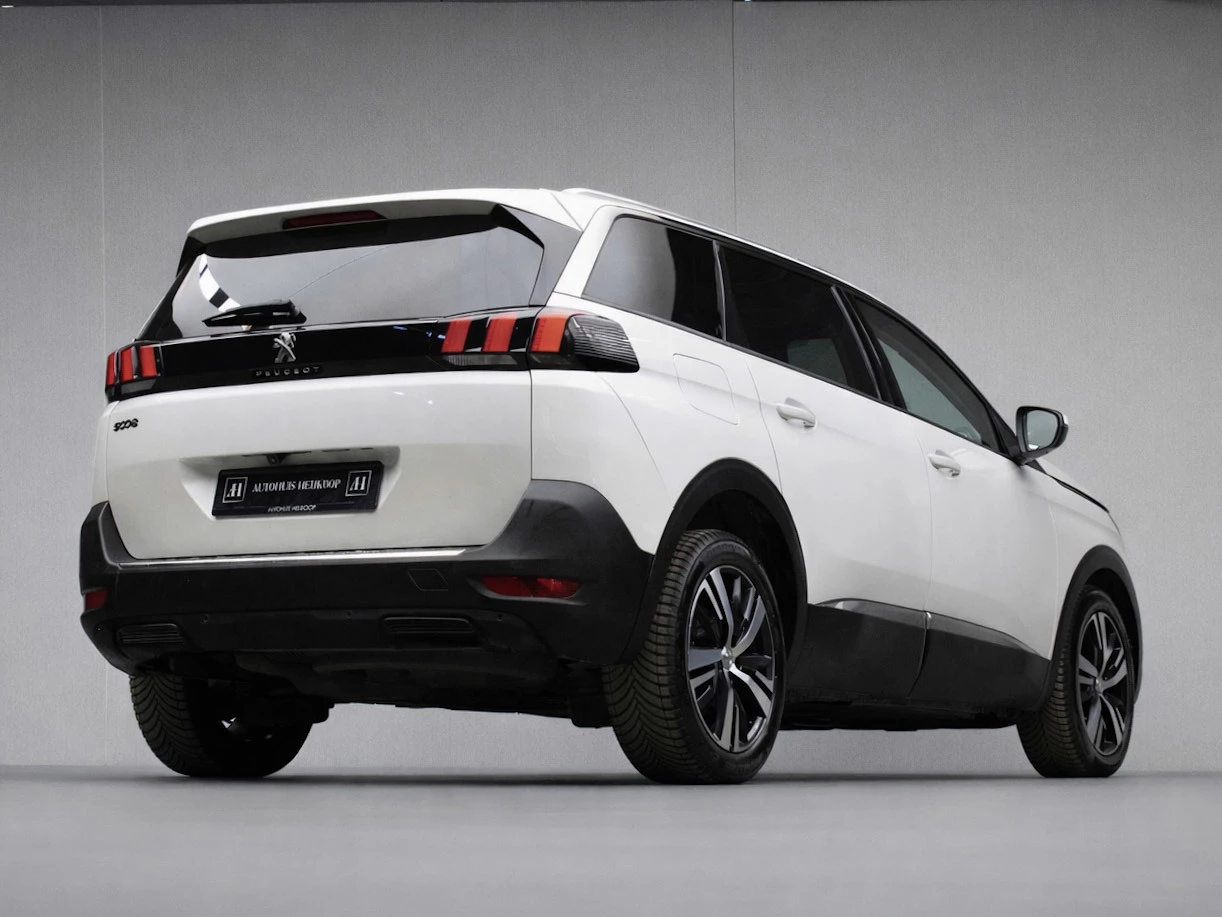 Hoofdafbeelding Peugeot 5008