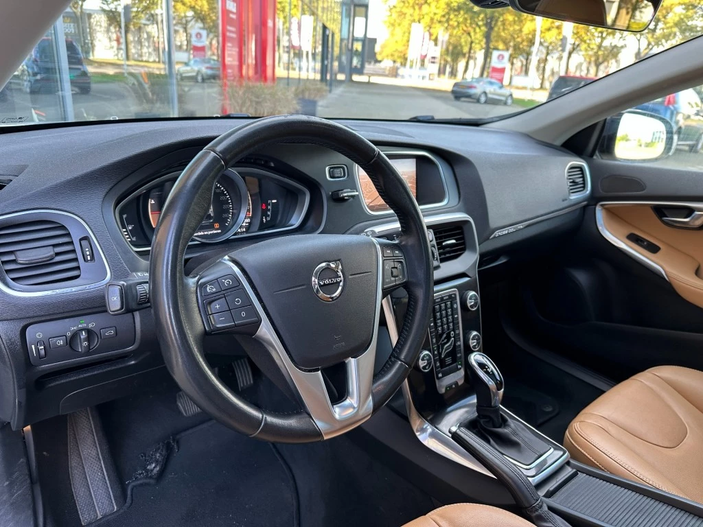 Hoofdafbeelding Volvo V40