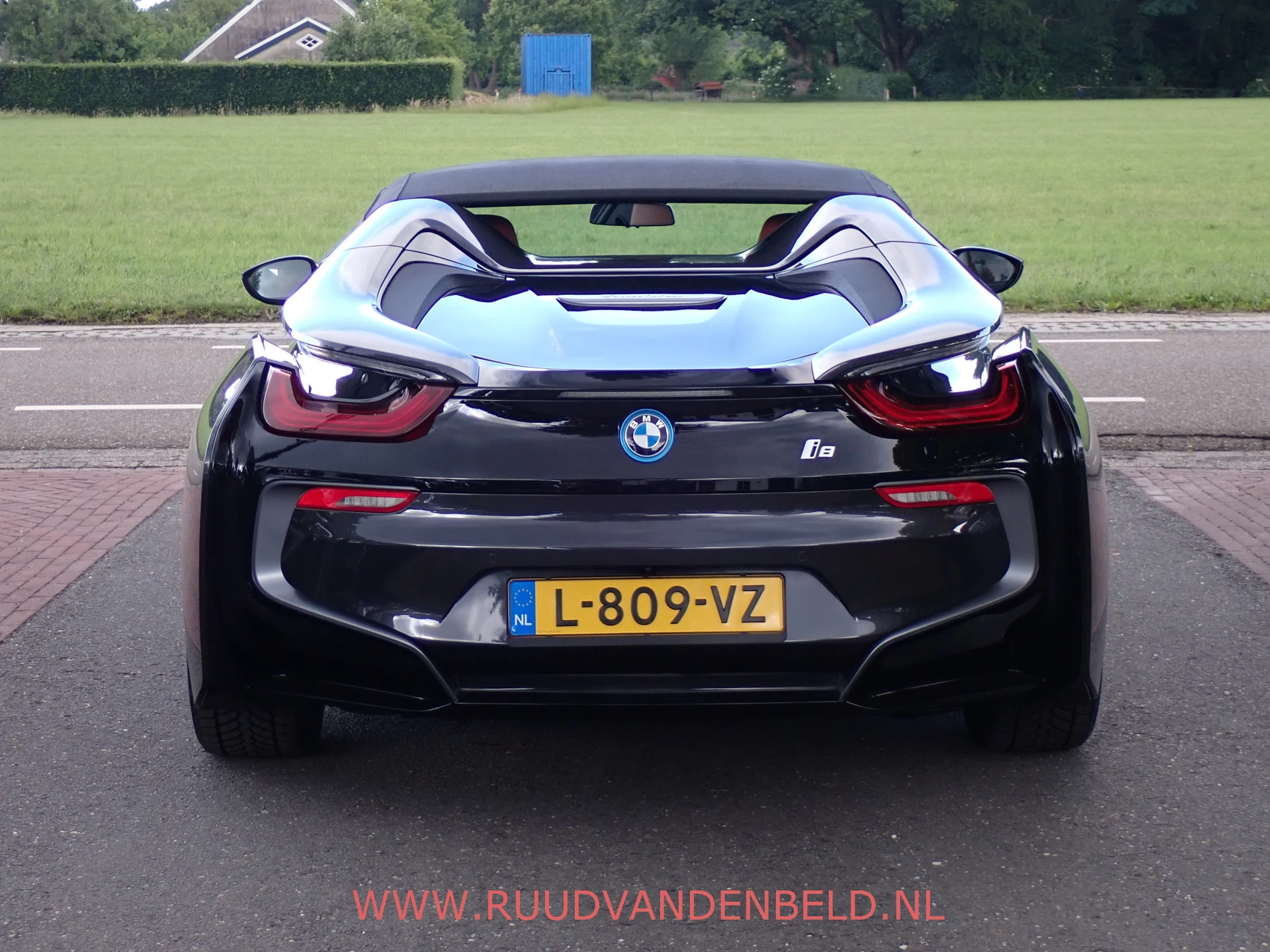 Hoofdafbeelding BMW i8