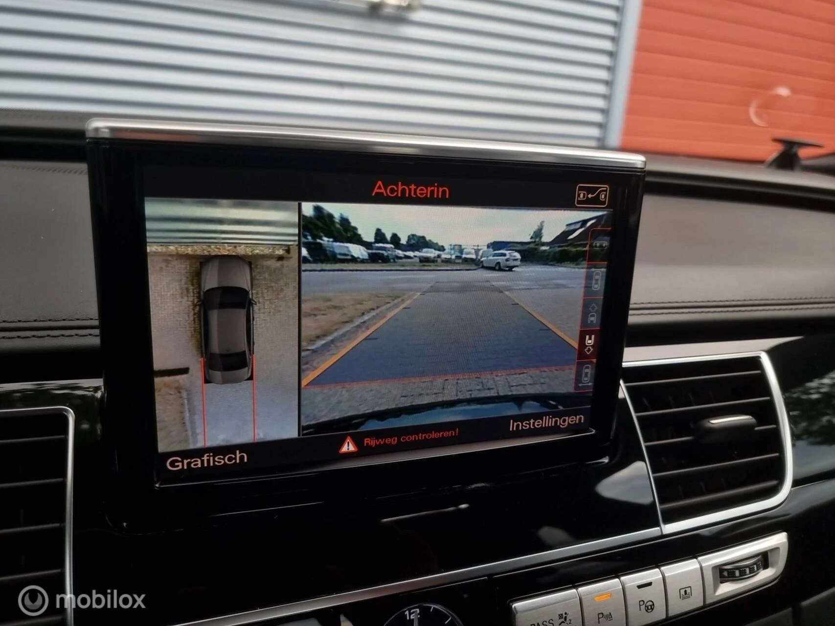 Hoofdafbeelding Audi A8