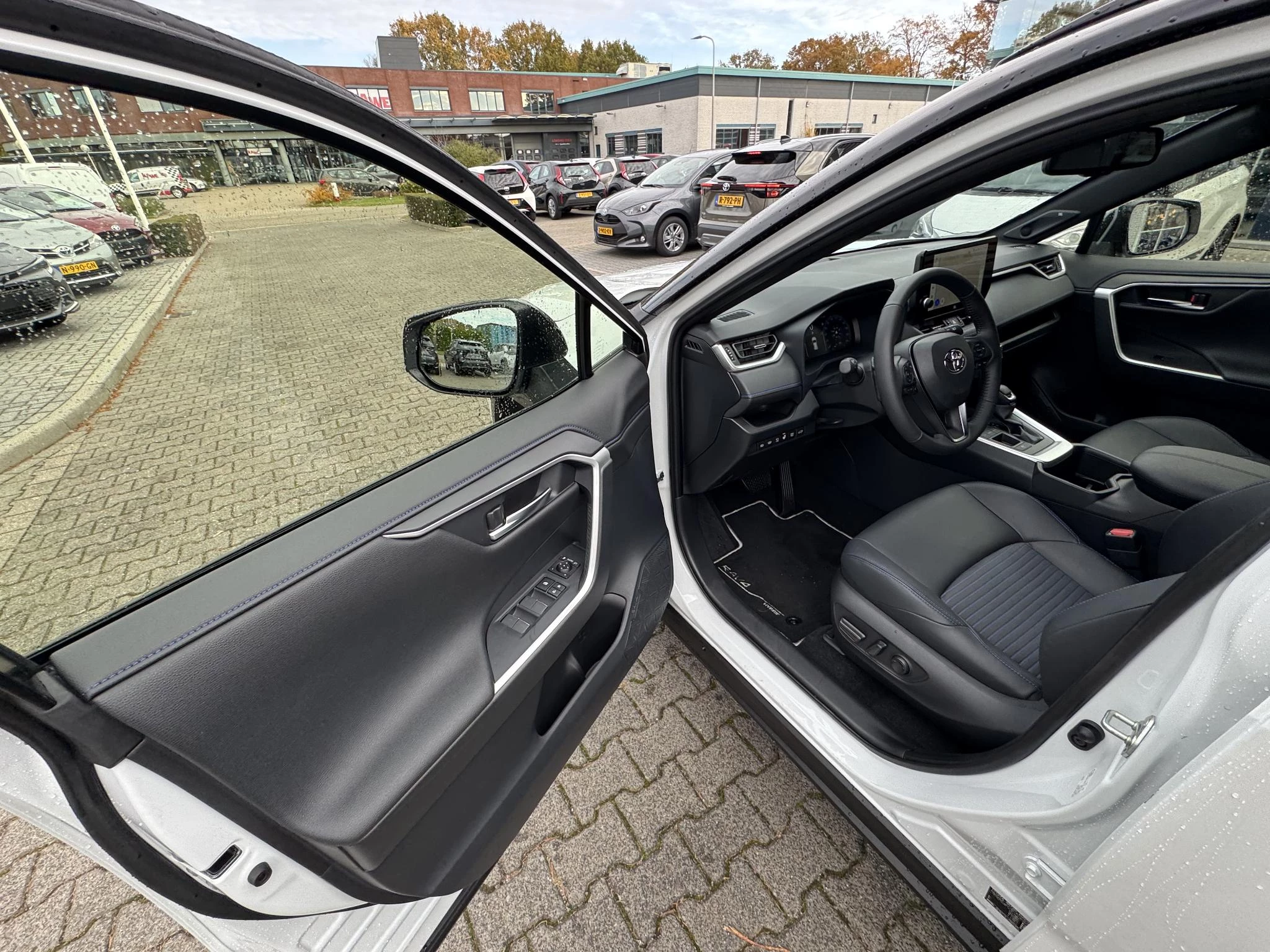 Hoofdafbeelding Toyota RAV4