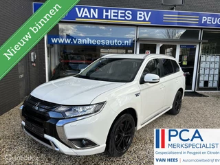 Mitsubishi Outlander 2.4 PHEV Intense+ standkachel alcantara navigatie stoelverwarming camera