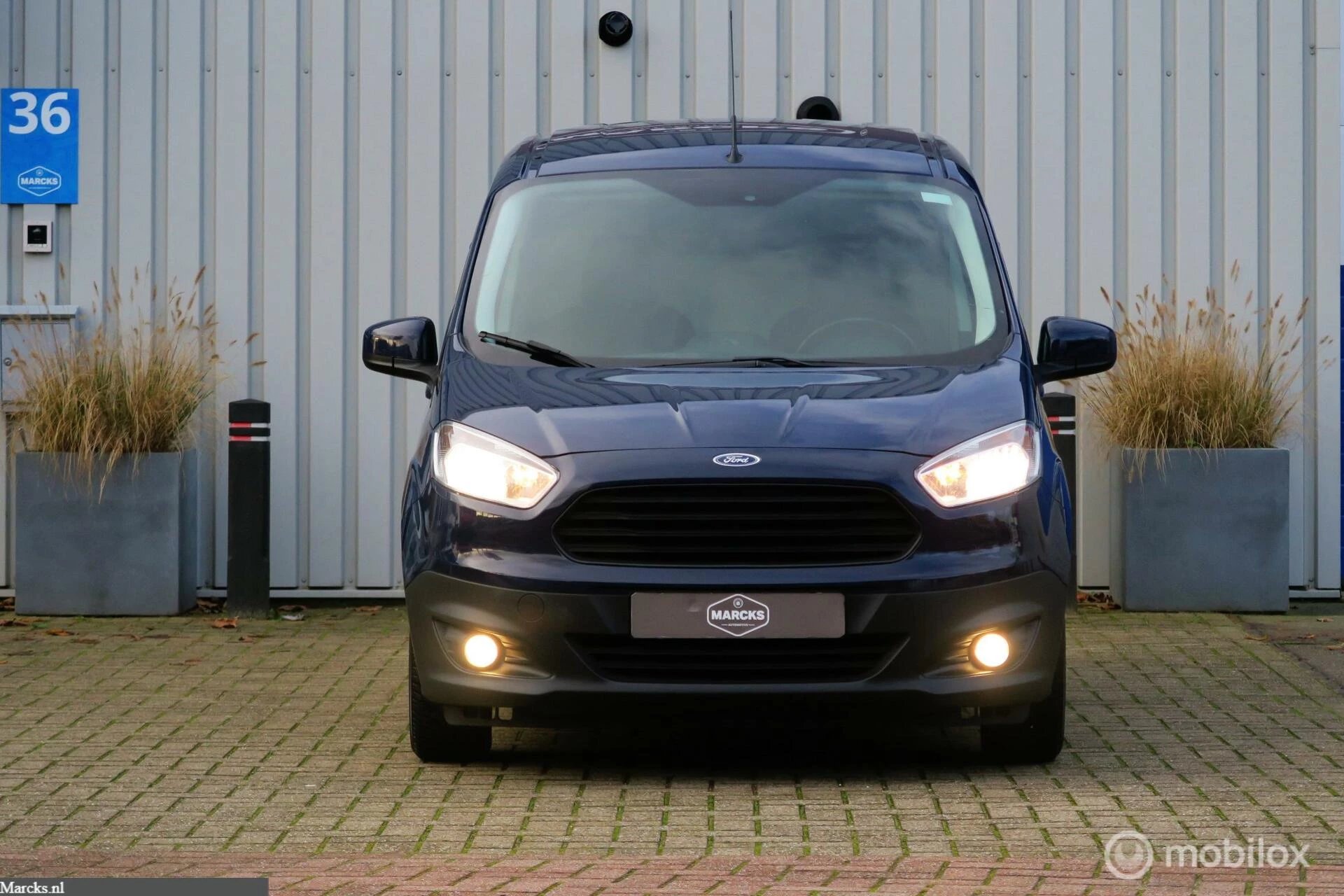 Hoofdafbeelding Ford Transit Courier