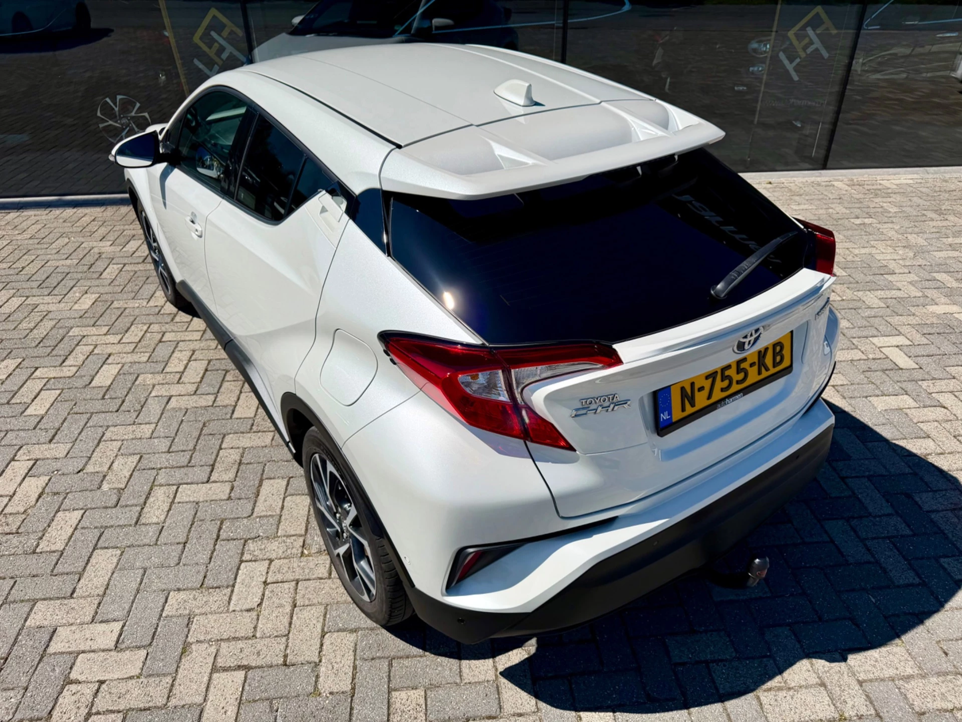 Hoofdafbeelding Toyota C-HR