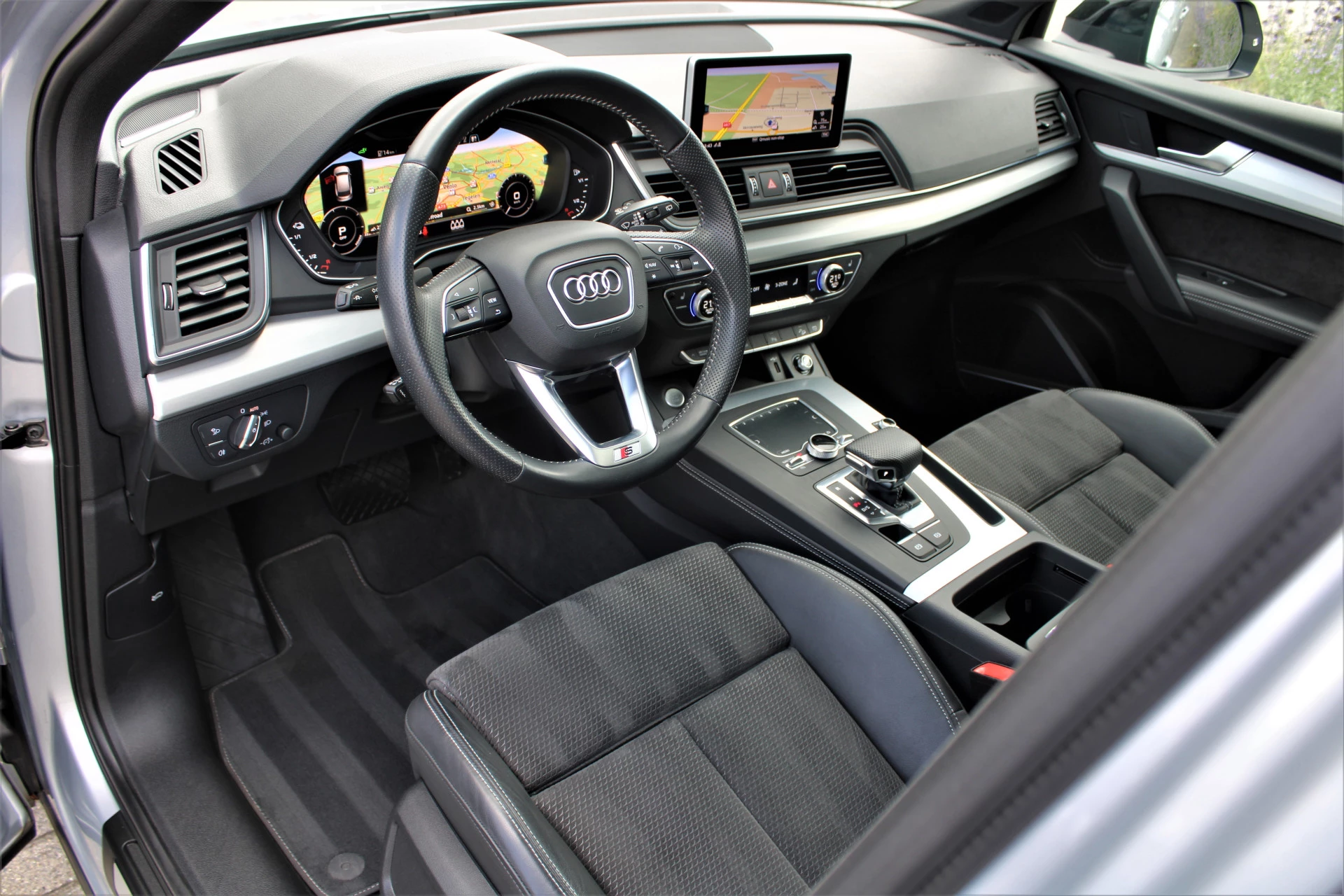 Hoofdafbeelding Audi Q5