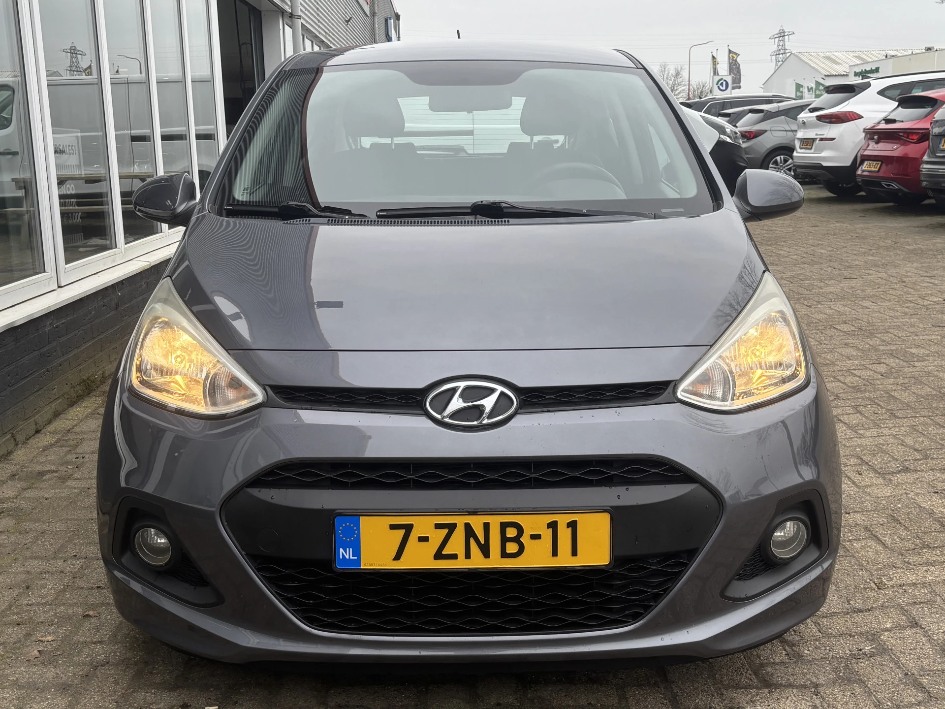 Hoofdafbeelding Hyundai i10