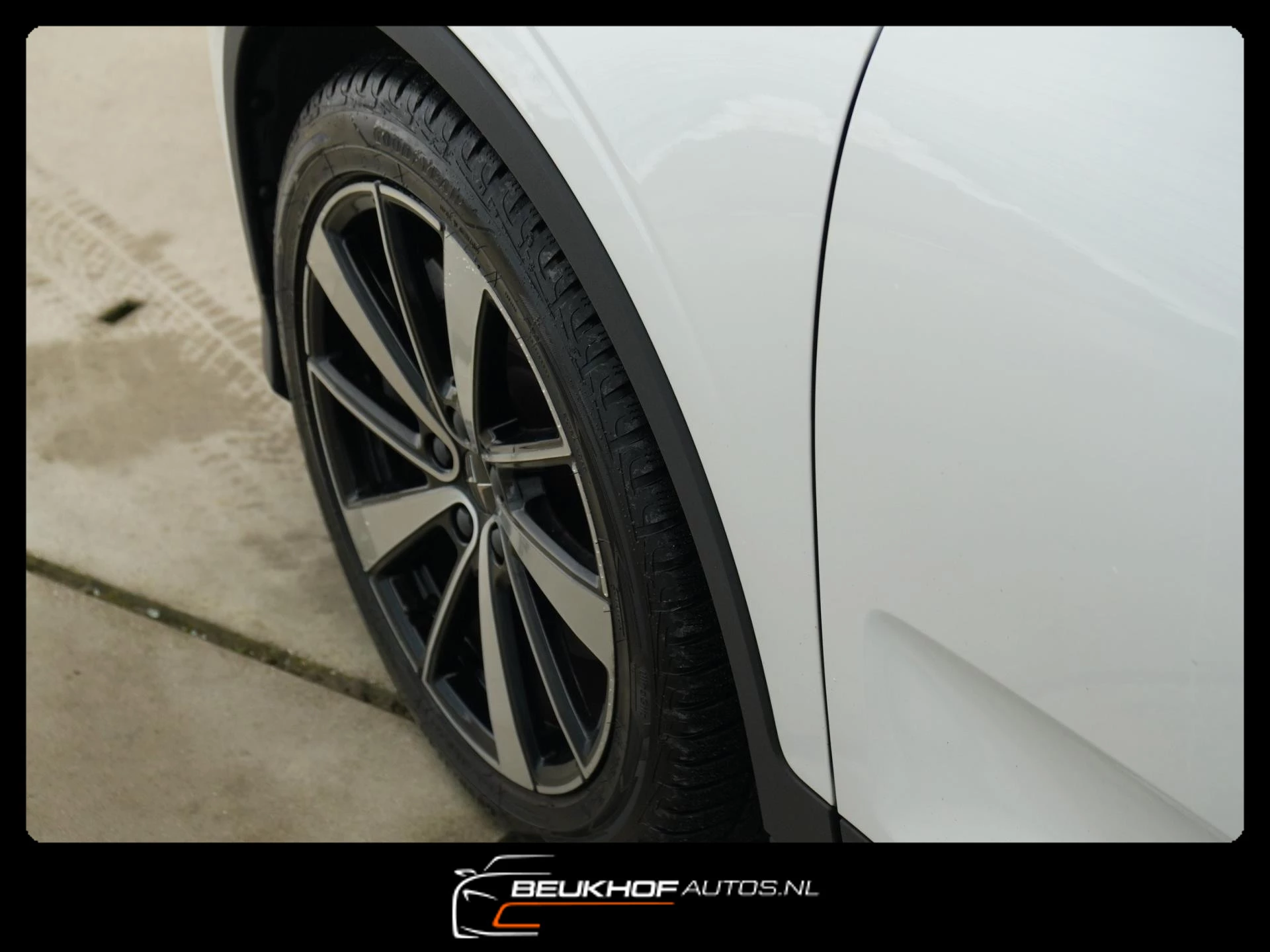 Hoofdafbeelding Polestar 2