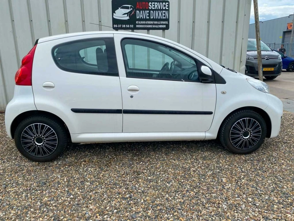 Hoofdafbeelding Peugeot 107