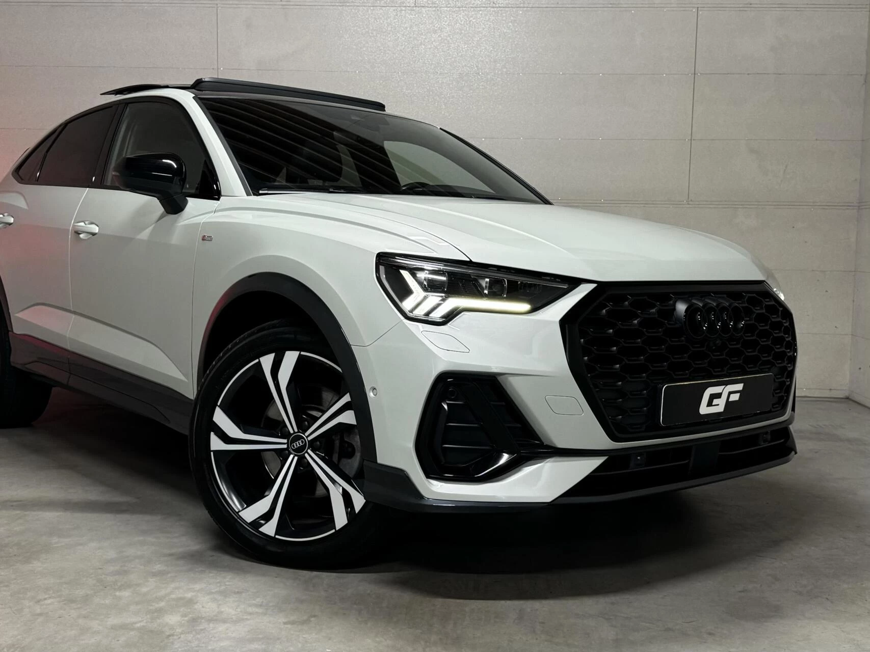 Hoofdafbeelding Audi Q3