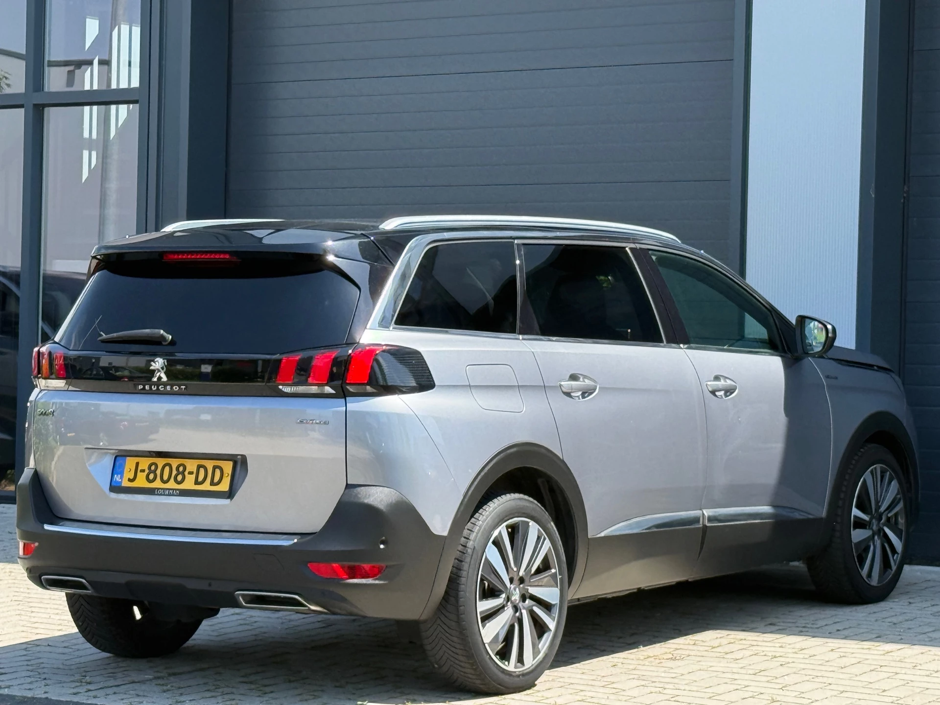 Hoofdafbeelding Peugeot 5008