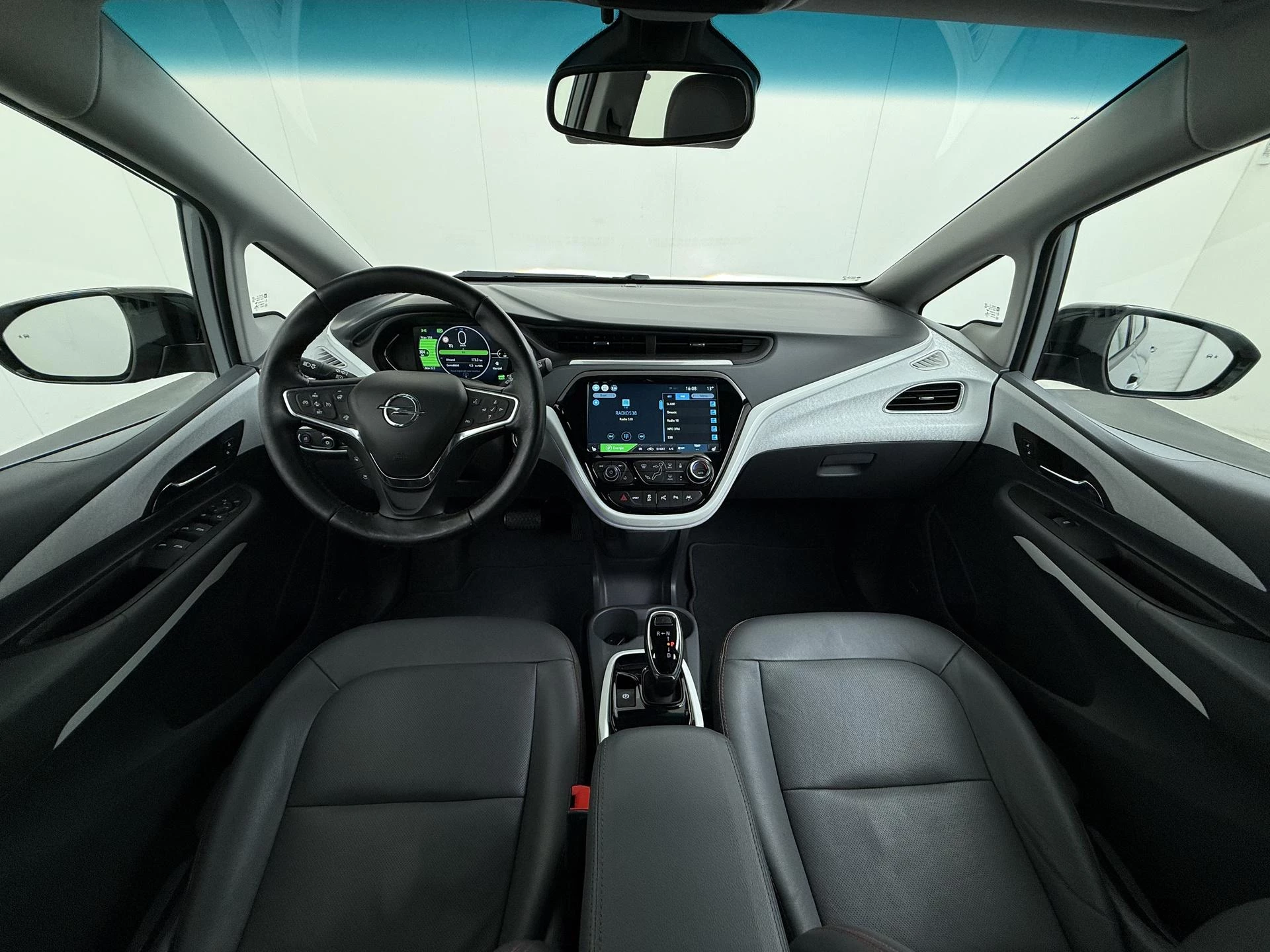 Hoofdafbeelding Opel Ampera-e