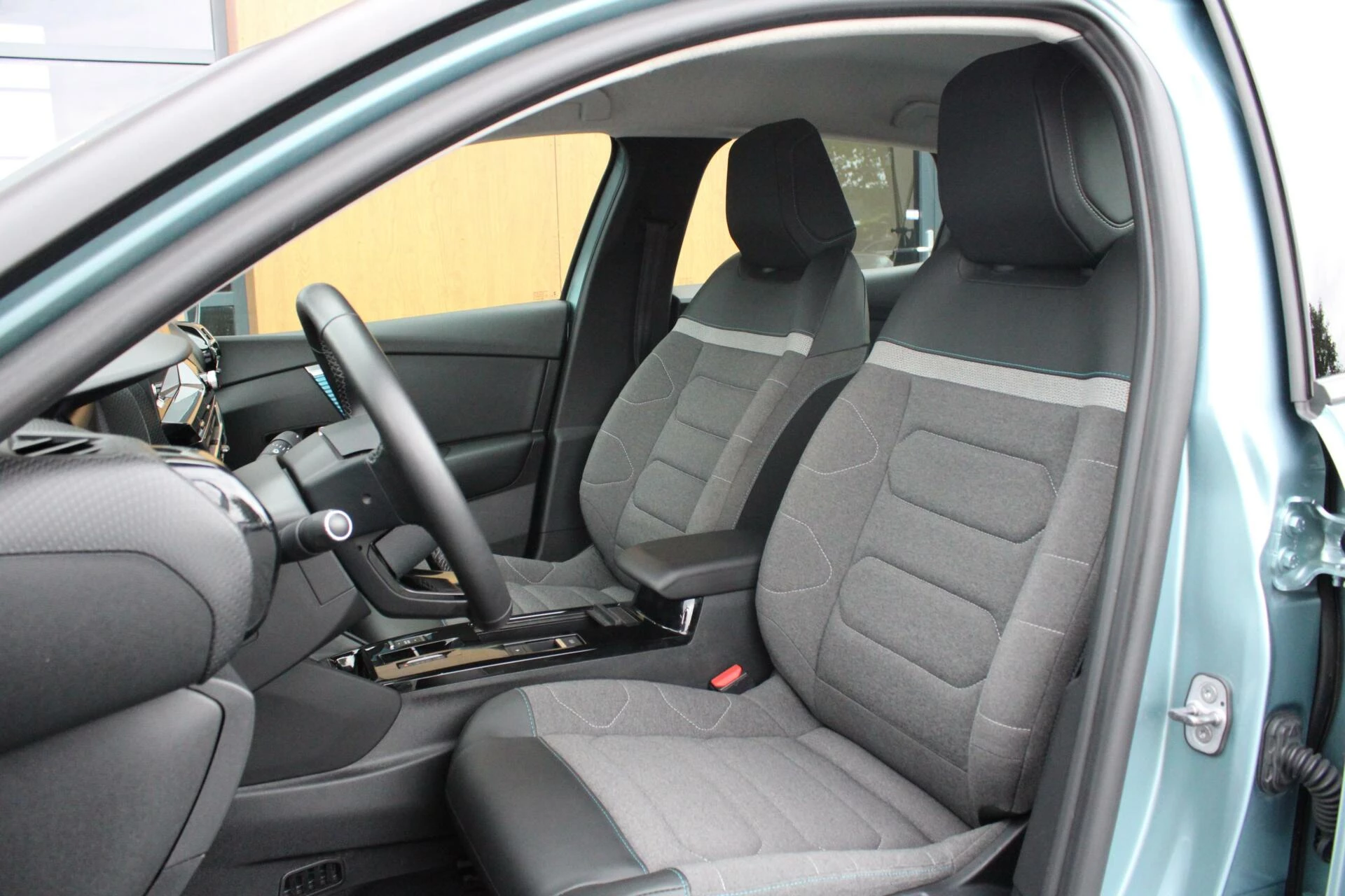 Hoofdafbeelding Citroën ë-C4