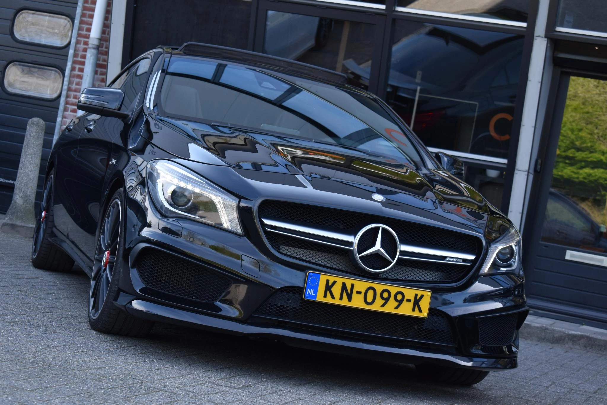Hoofdafbeelding Mercedes-Benz CLA
