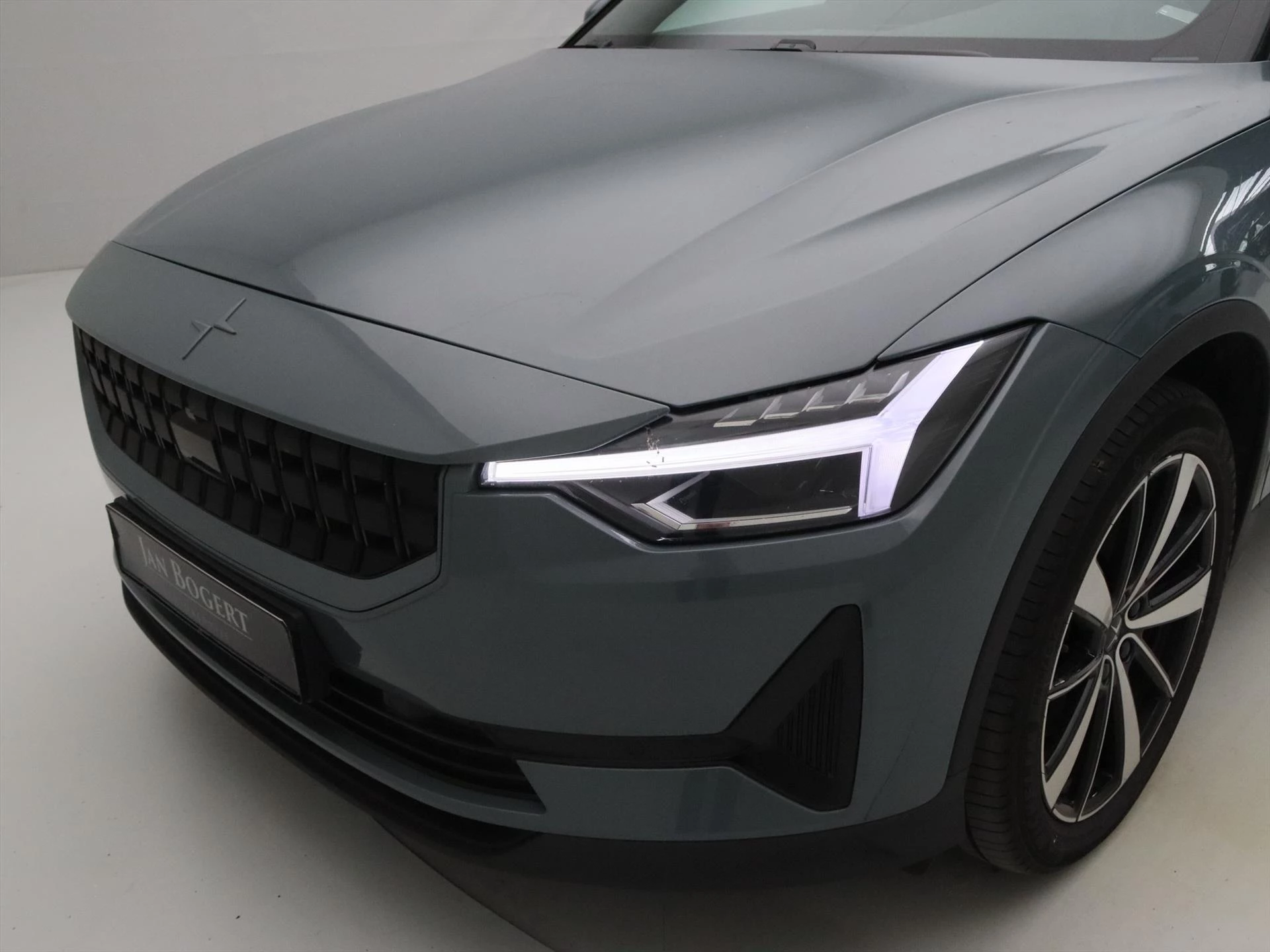 Hoofdafbeelding Polestar 2
