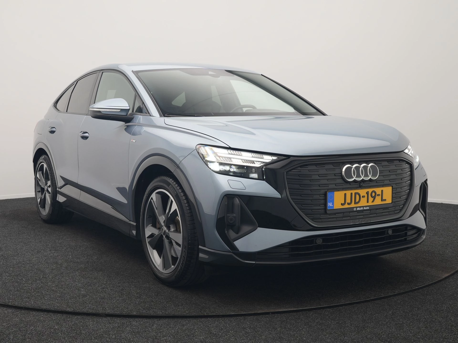 Hoofdafbeelding Audi Q4 e-tron