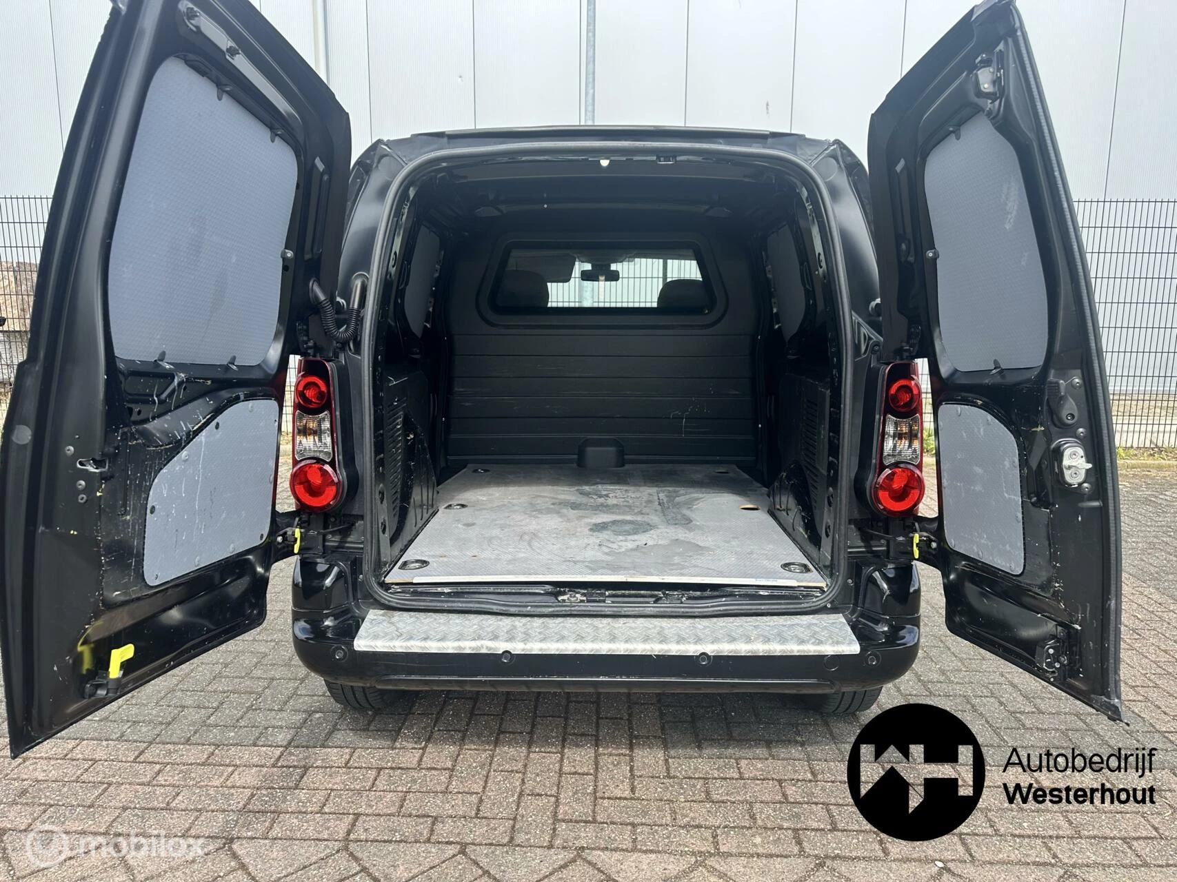 Hoofdafbeelding Peugeot Partner