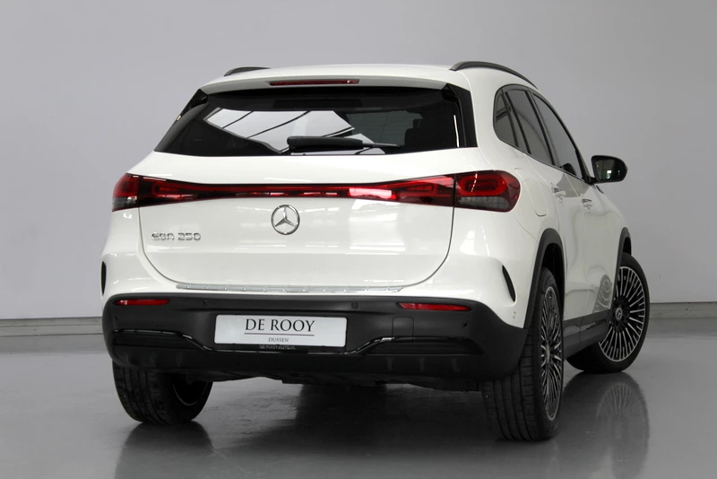 Hoofdafbeelding Mercedes-Benz EQA