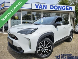 Toyota Yaris Cross 1.5 Hybrid GR Sport | Trekhaak / Two-Tone / Cruise / Keyless / Navi / Carplay