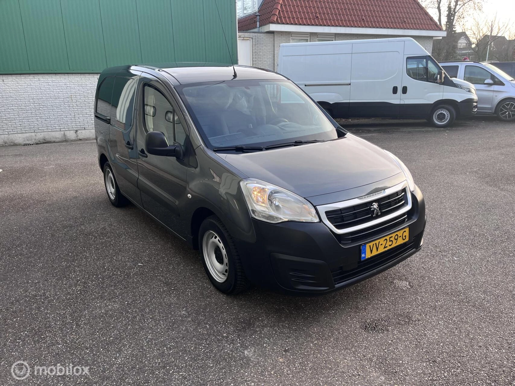 Hoofdafbeelding Peugeot Partner