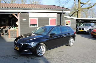Hoofdafbeelding Škoda Scala Škoda Scala 1.0 TSI Sport business - virtual cockpit - Carplay - pano dak