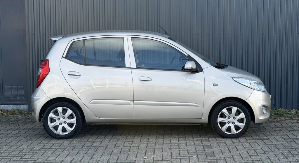 Hoofdafbeelding Hyundai i10