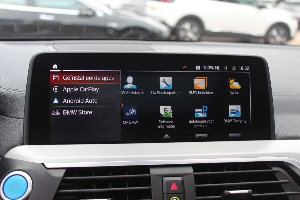 Hoofdafbeelding BMW iX3