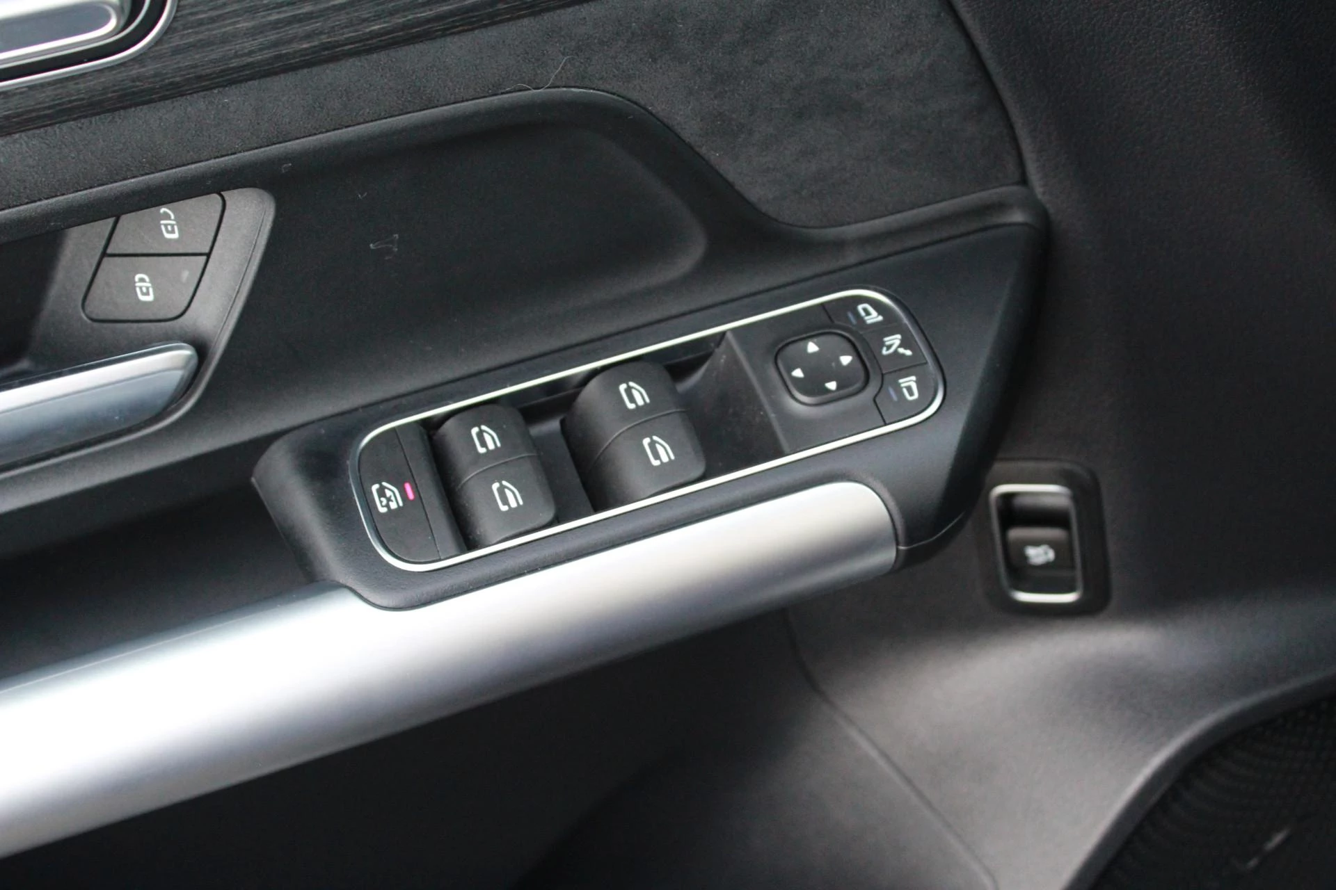 Hoofdafbeelding Mercedes-Benz EQA