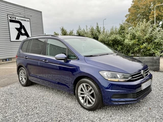 Hoofdafbeelding Volkswagen Touran Volkswagen Touran 1.2 TSI 7 Persoons Navi|ACC|Media|PDC|Stoelverw Blauw