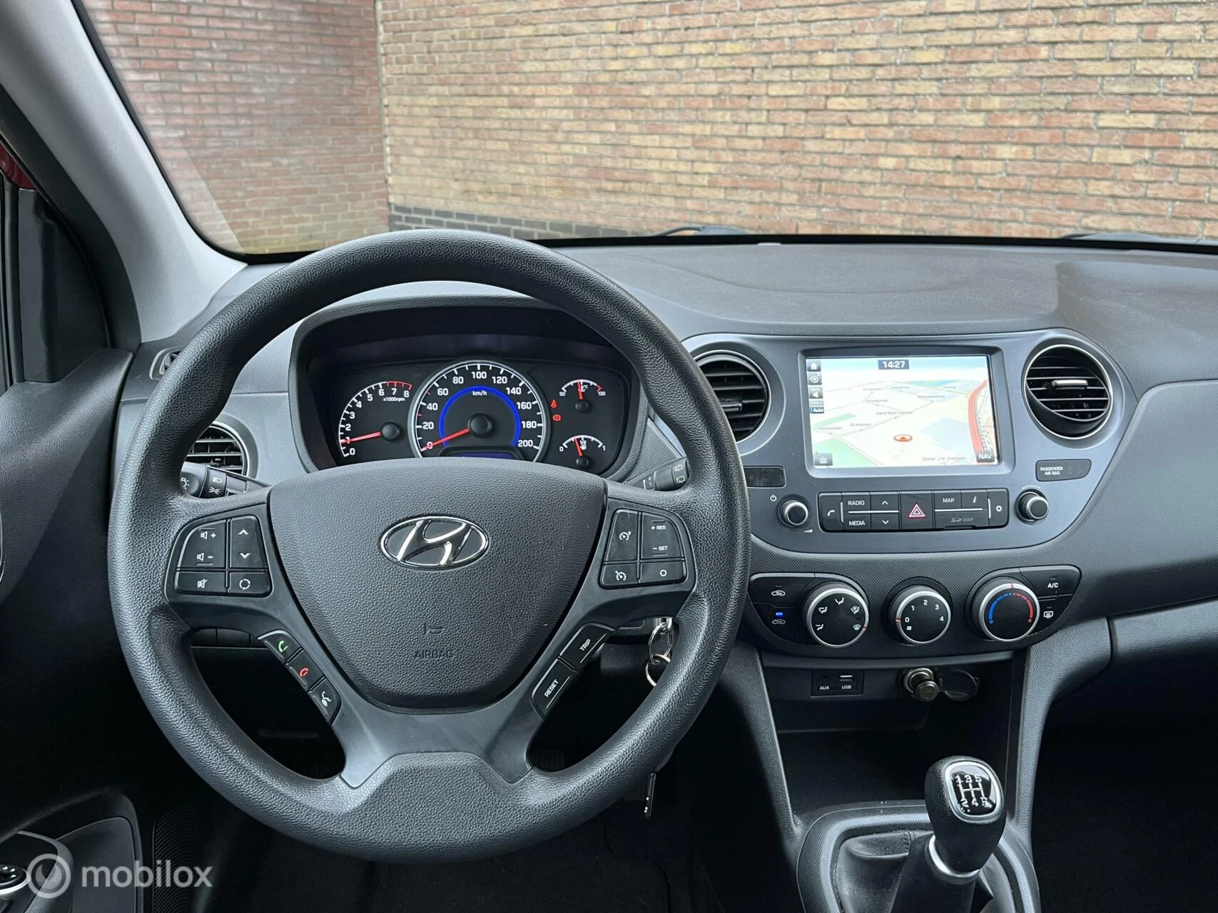 Hoofdafbeelding Hyundai i10