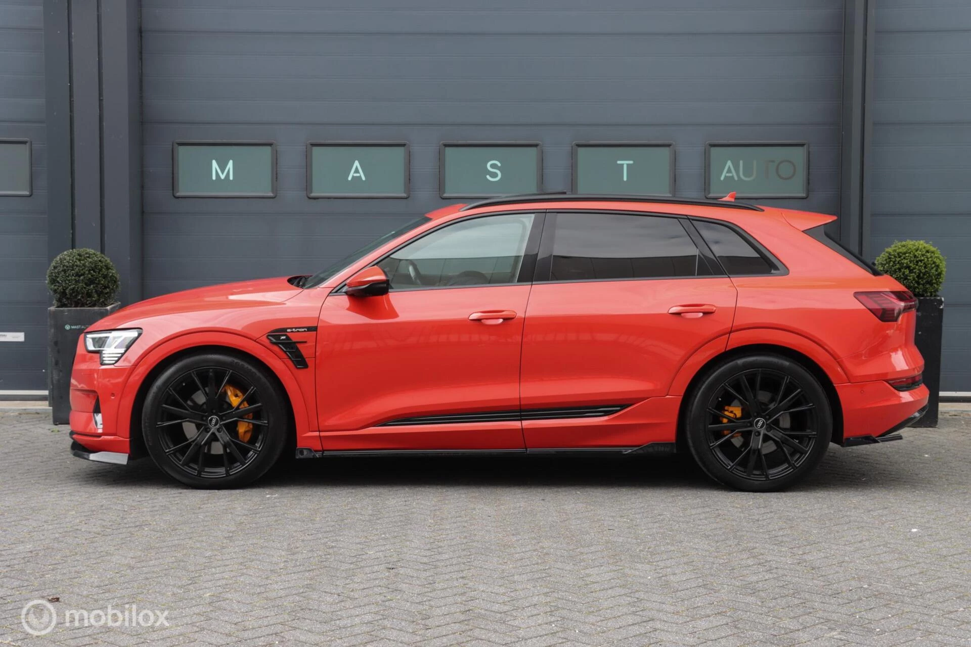 Hoofdafbeelding Audi e-tron