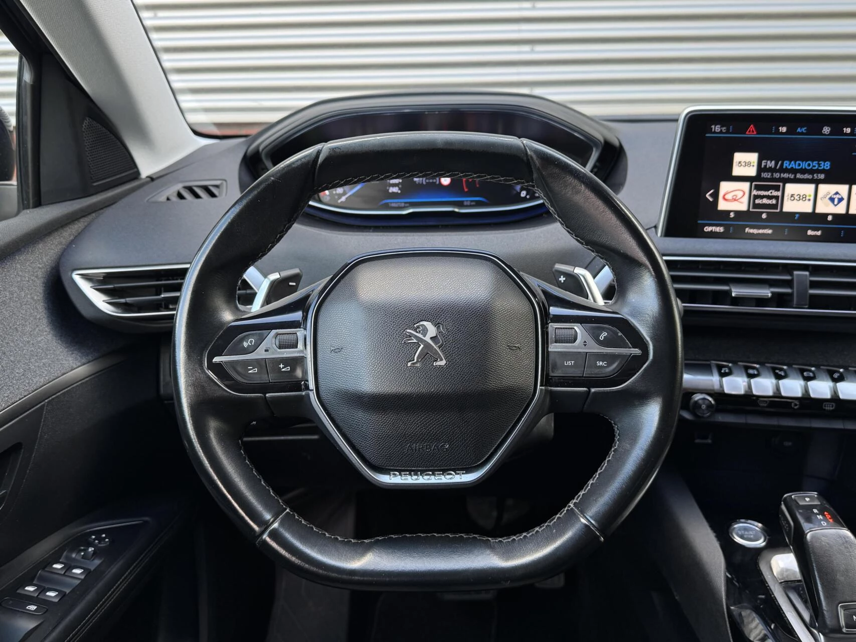 Hoofdafbeelding Peugeot 5008