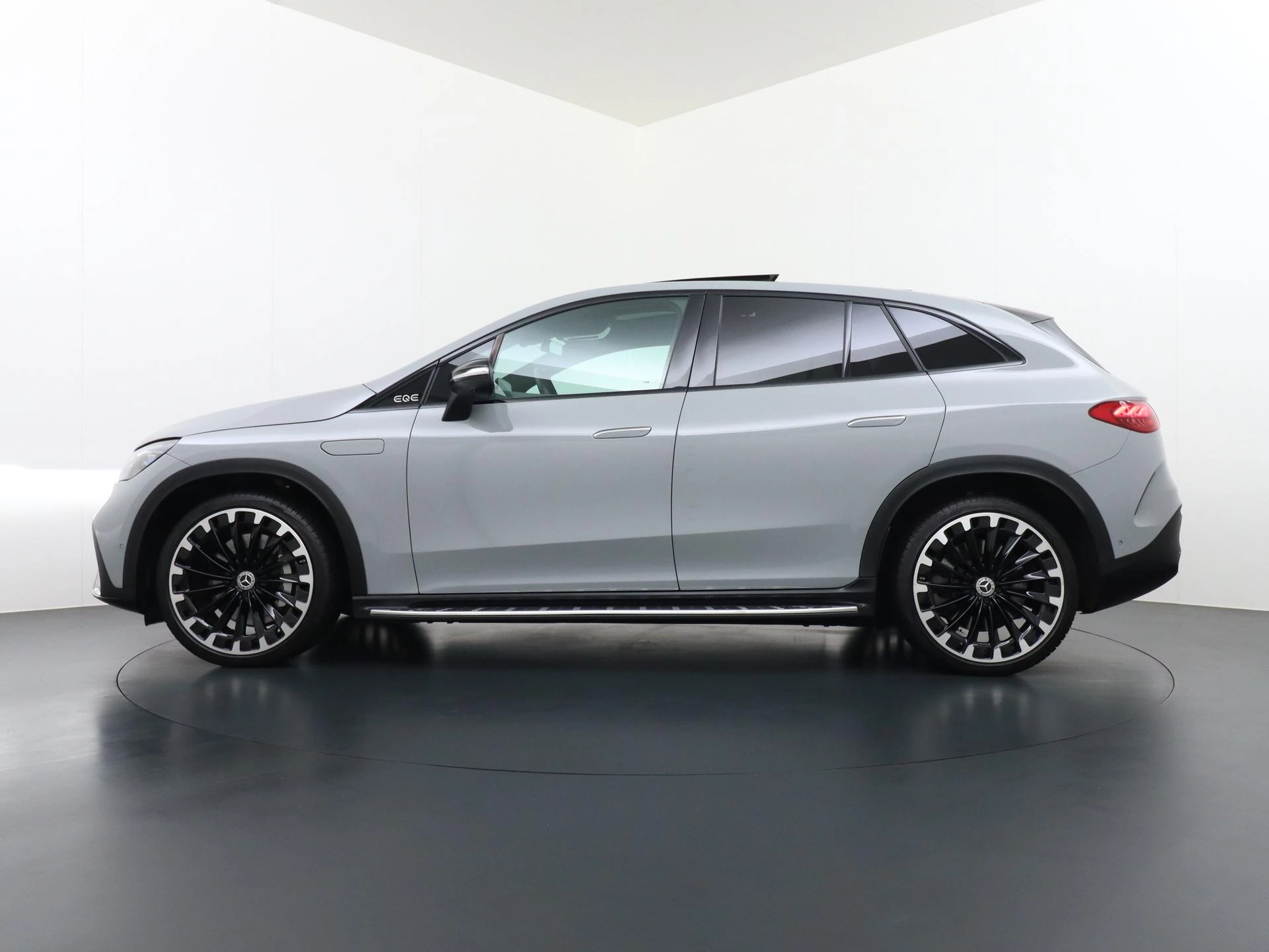 Hoofdafbeelding Mercedes-Benz EQE