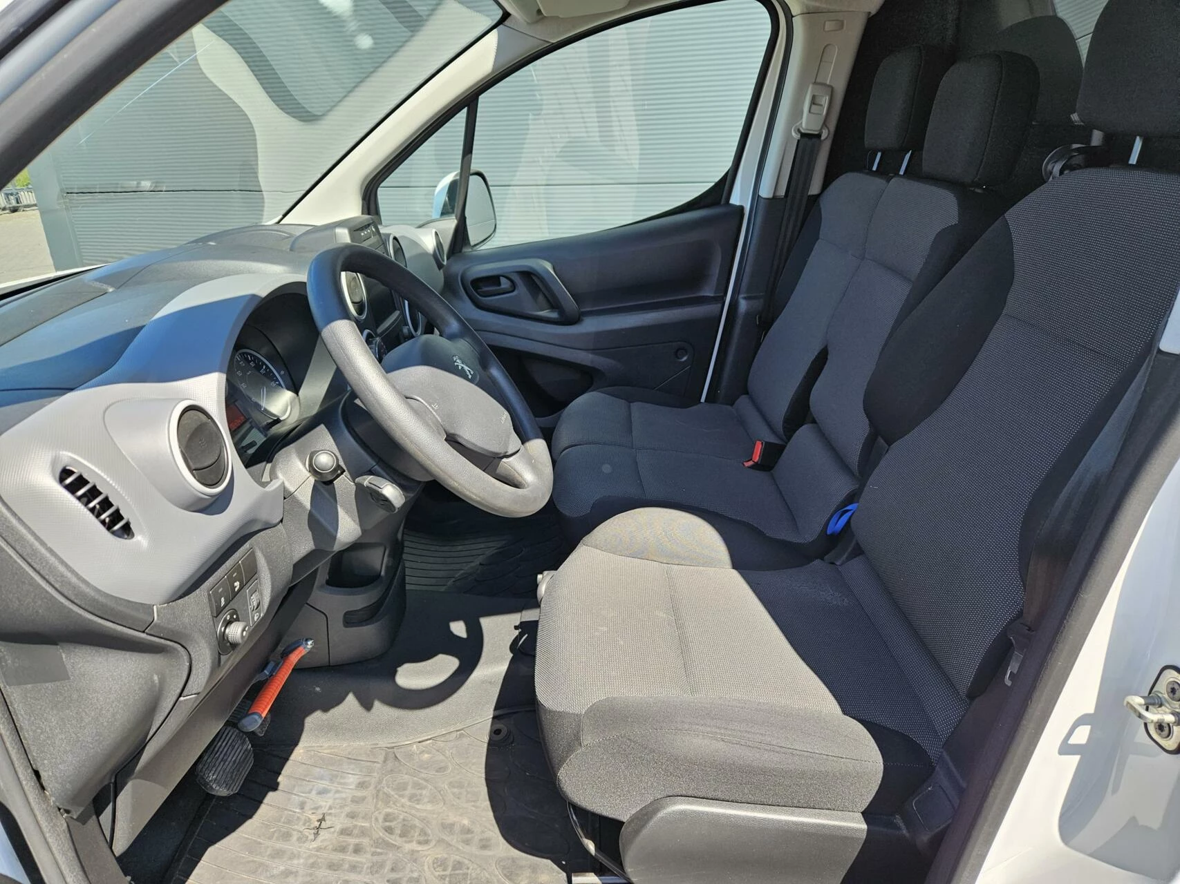 Hoofdafbeelding Peugeot Partner