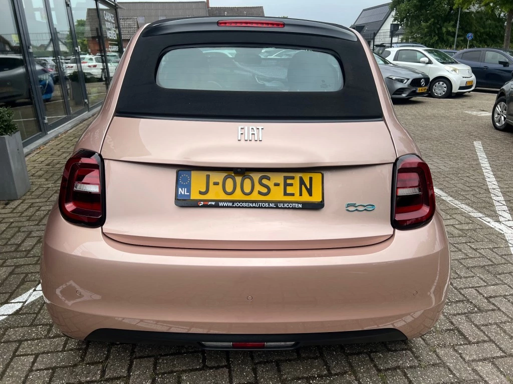 Hoofdafbeelding Fiat 500C