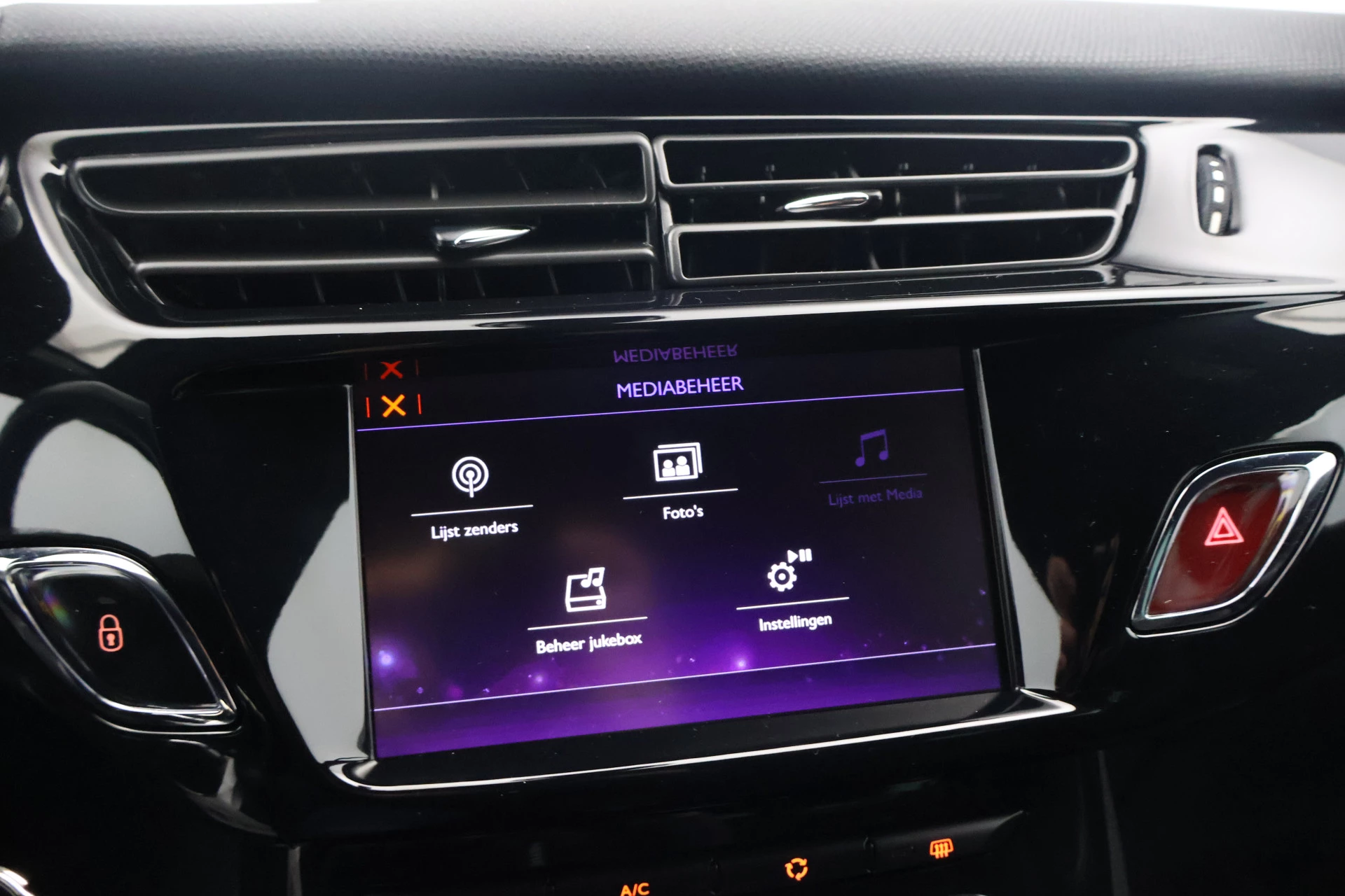 Hoofdafbeelding DS DS 3