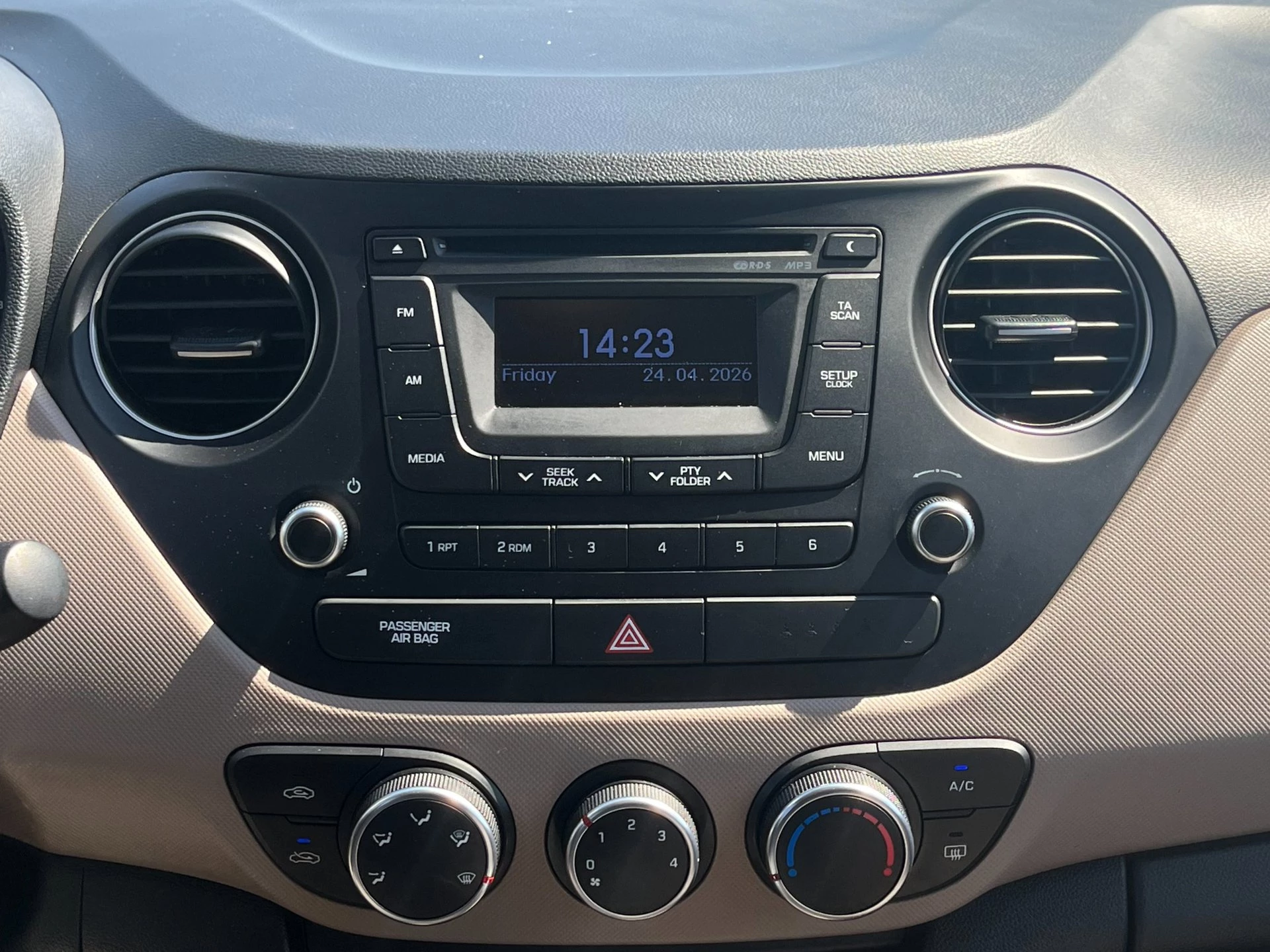 Hoofdafbeelding Hyundai i10