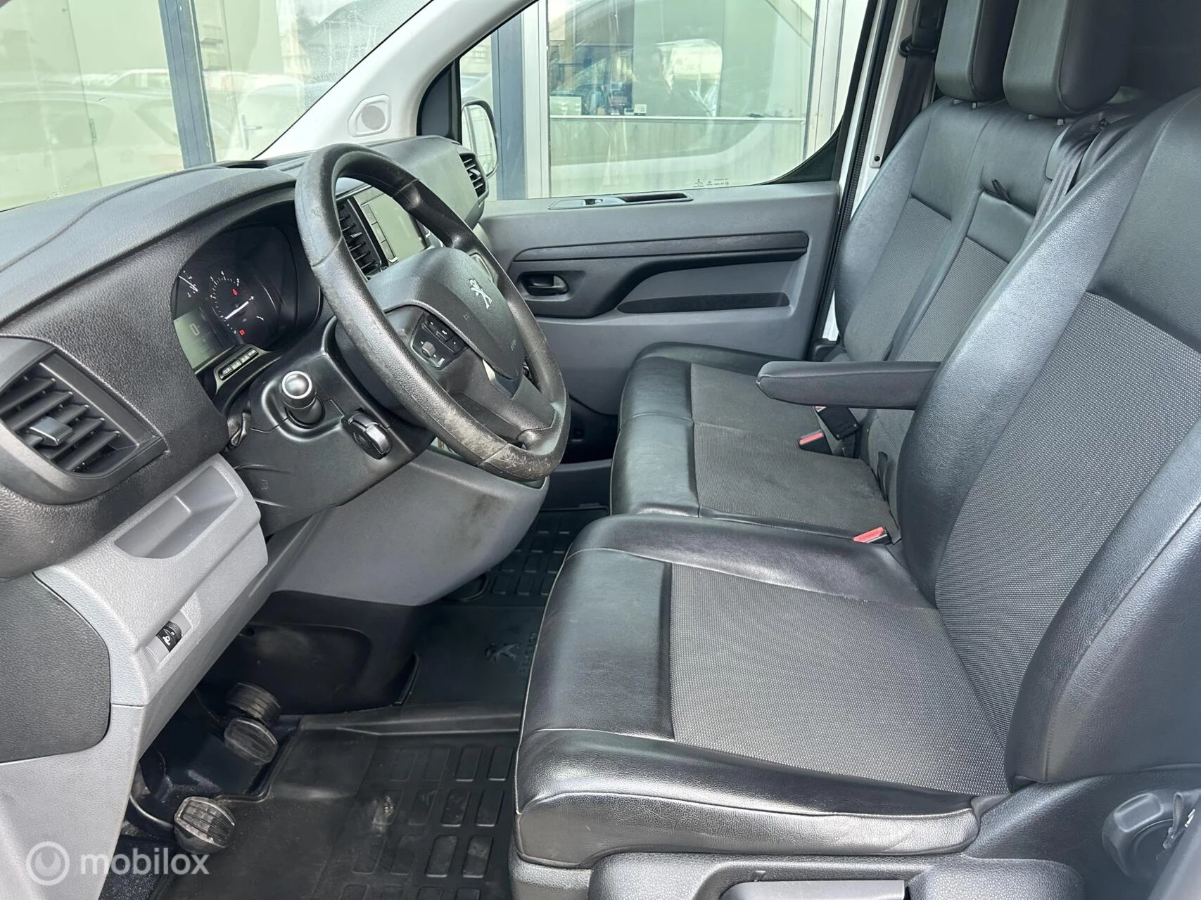 Hoofdafbeelding Peugeot Expert