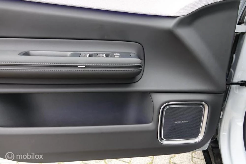 Hoofdafbeelding Polestar 4